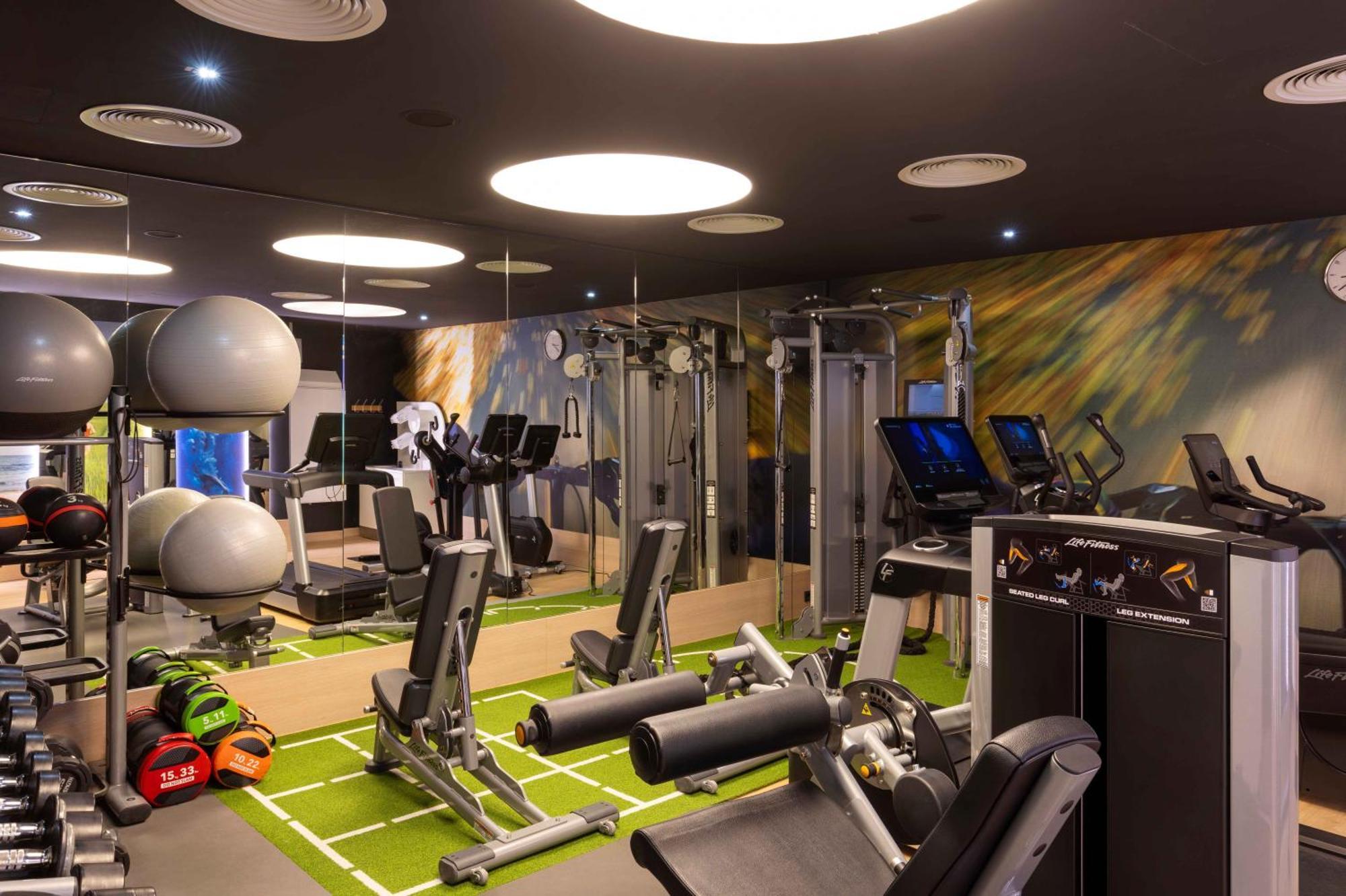 Scandic Hamburg Emporio Ngoại thất bức ảnh